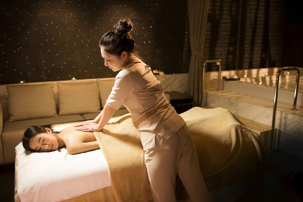 Отель Conrad Beijing By Hilton Экстерьер фото