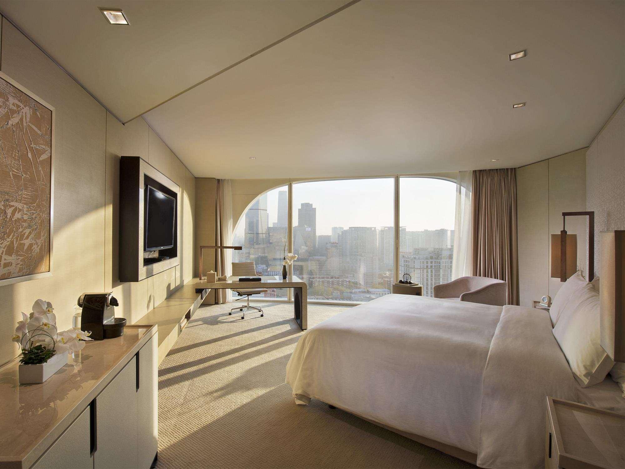 Отель Conrad Beijing By Hilton Экстерьер фото