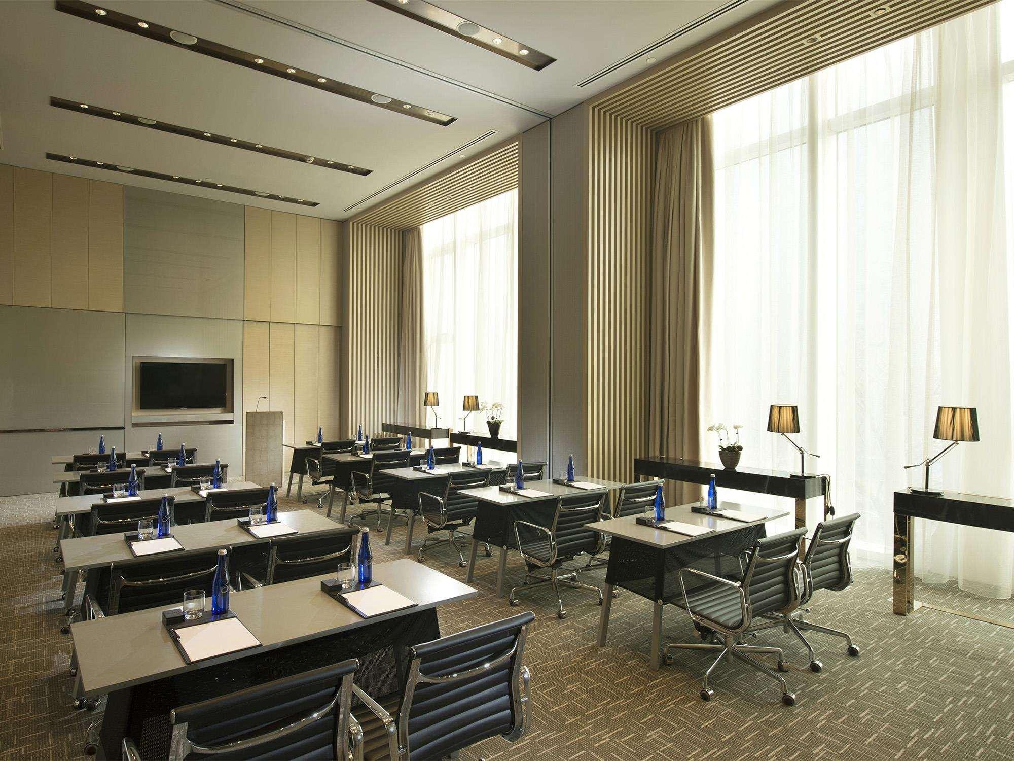 Отель Conrad Beijing By Hilton Экстерьер фото