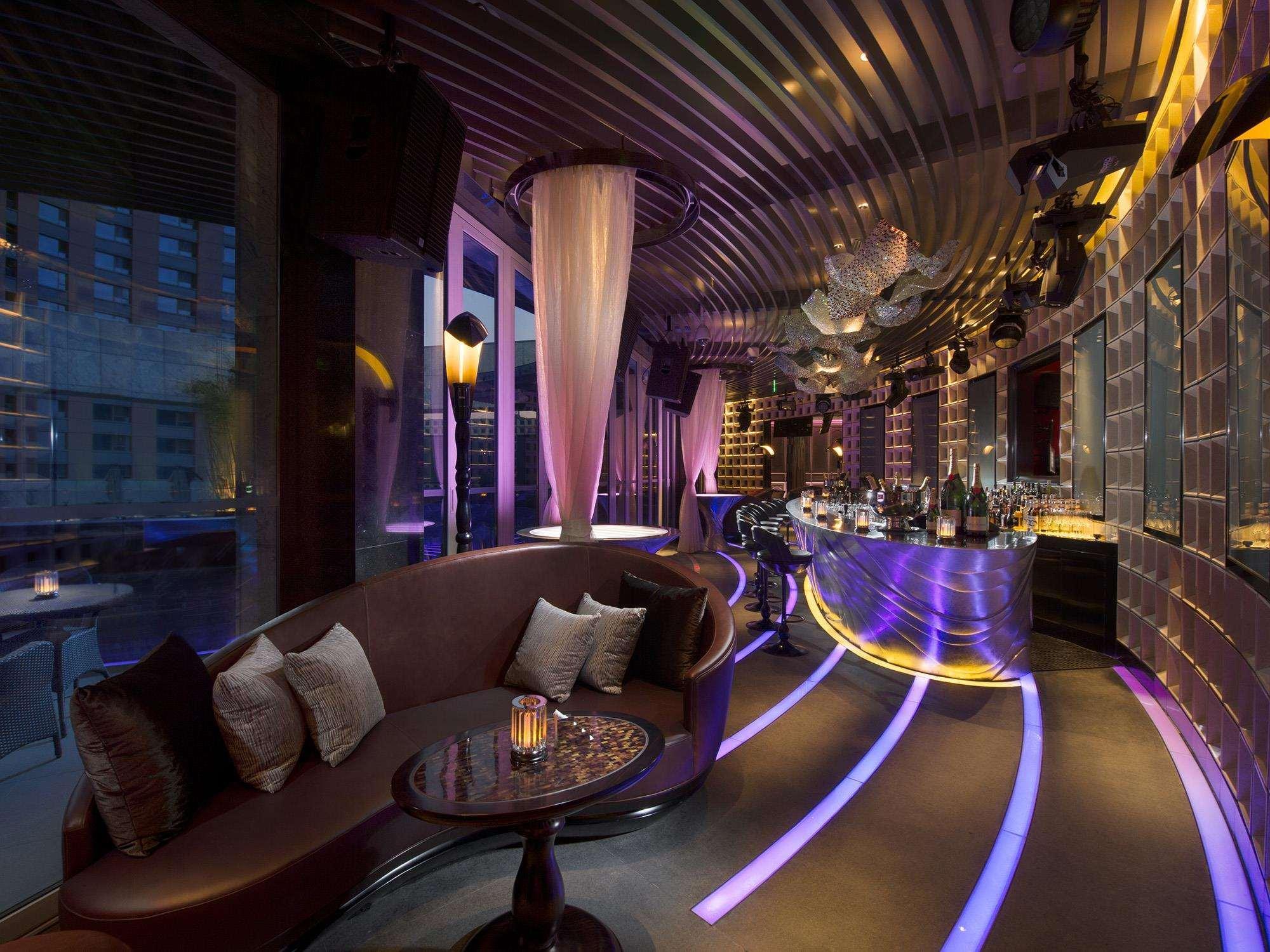 Отель Conrad Beijing By Hilton Экстерьер фото