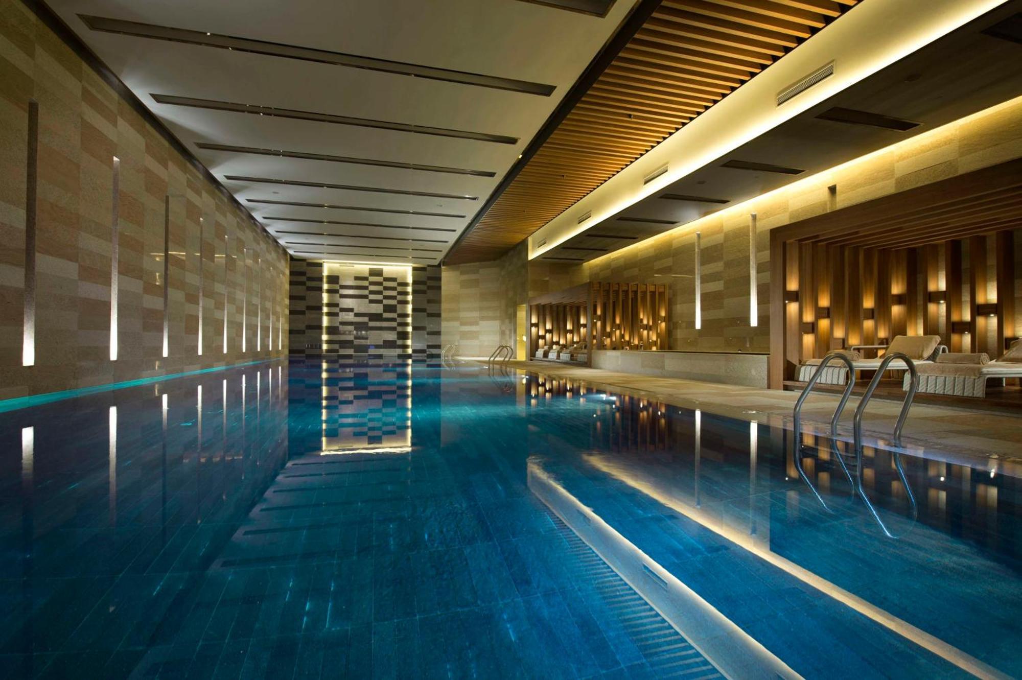 Отель Conrad Beijing By Hilton Экстерьер фото